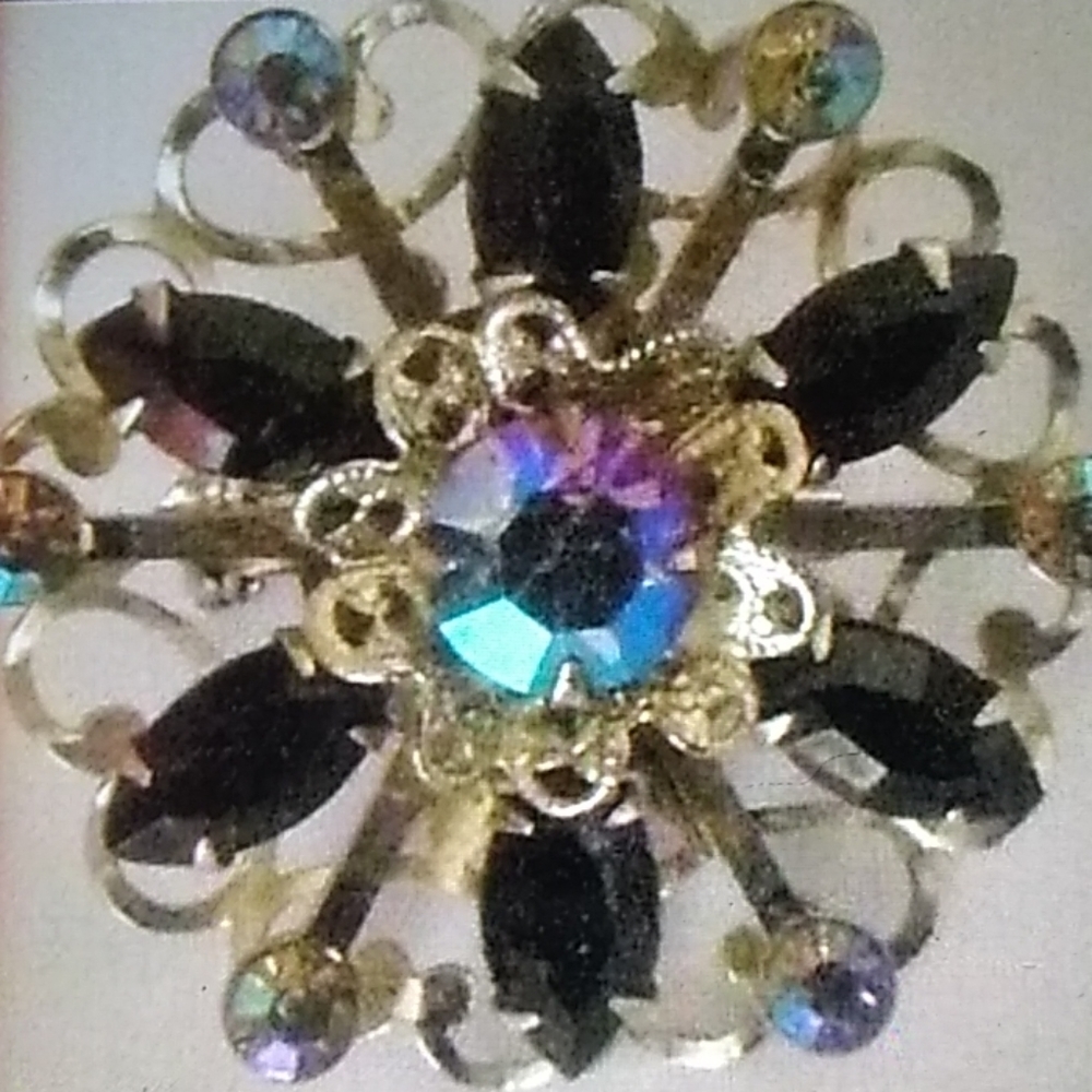 Vintage Brooch Black and Iridescent Stones